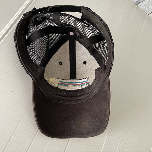 Patagonia Brown P-6 Logo Lo Pro Trucker Hat - Picture 3 of 6